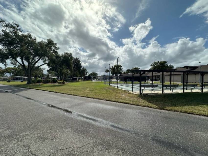 125 Rigi Slope Drive a Winter Haven, FL Mobile or Manufactured Home for Sale